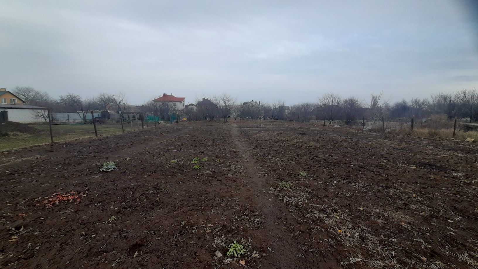 Продам ділянку 16с,елітне місто під забудову