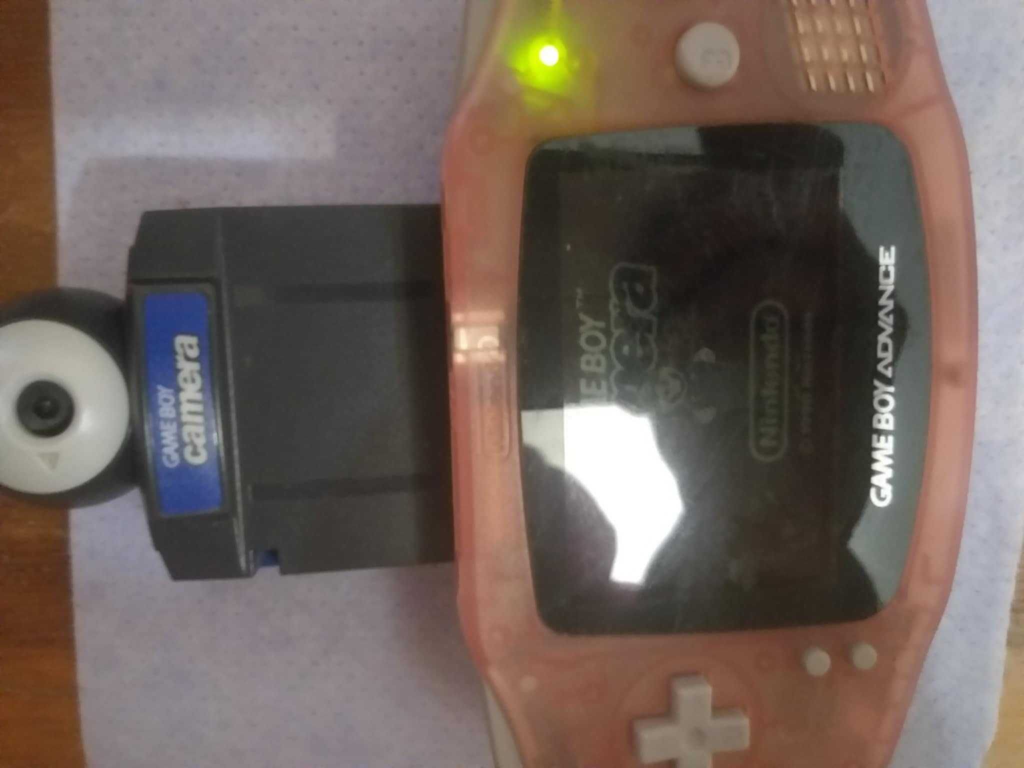 Konsola GAME BOY Advance Fuchsia