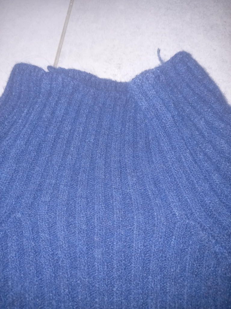 Sweter damski granatowy rozmiar uniwersalny