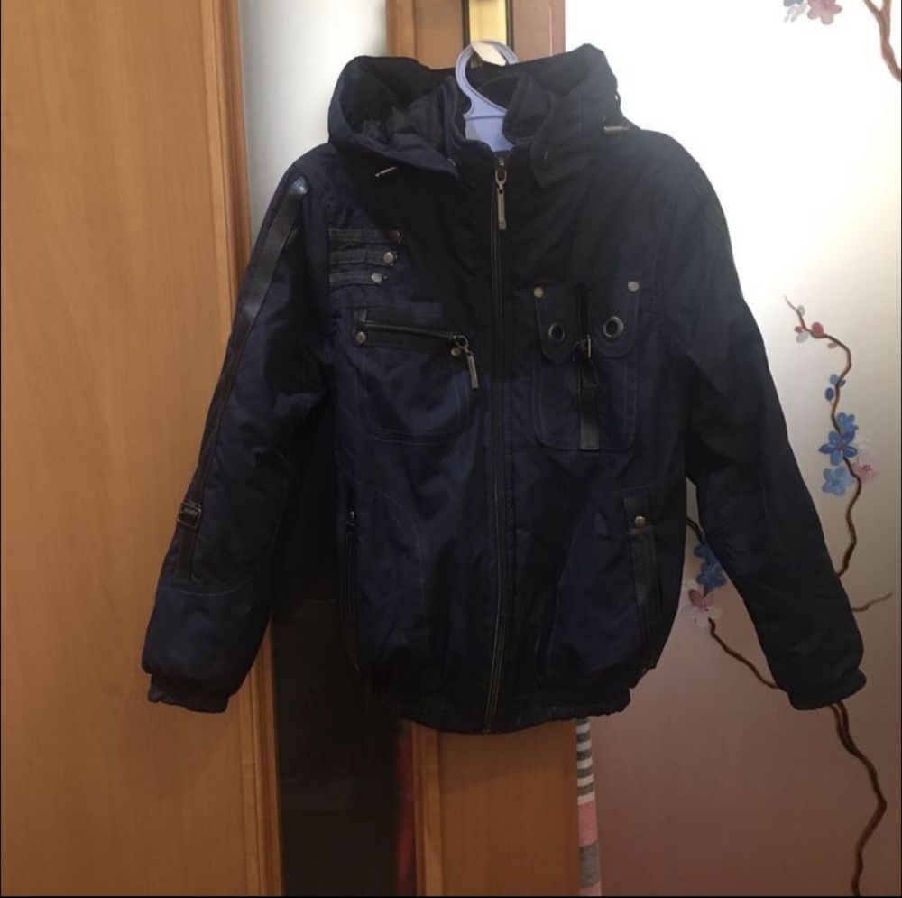 Куртка для мальчика 3-4 годика