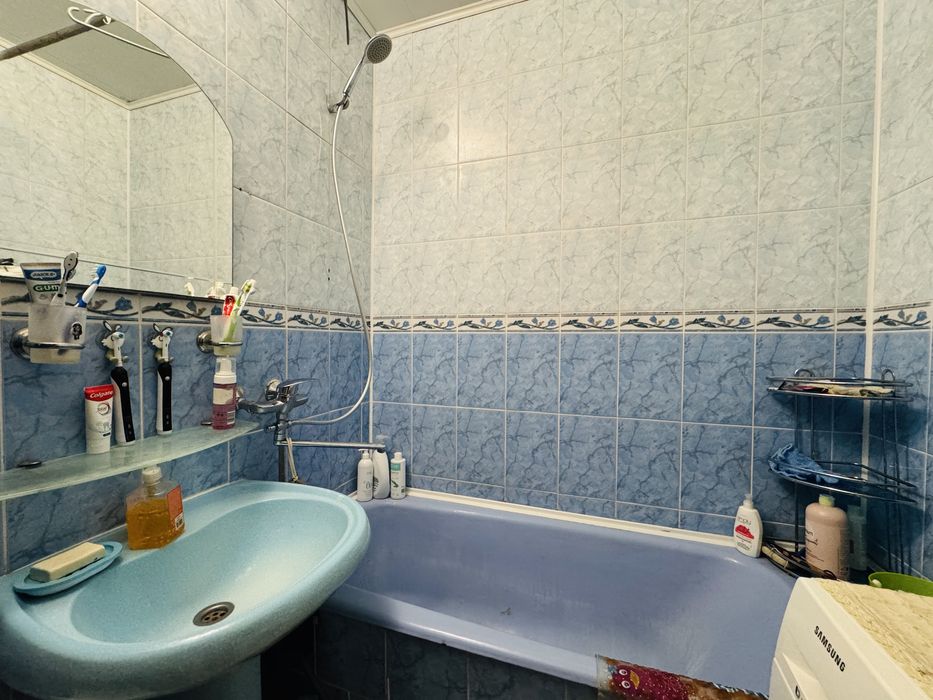 2-х кімнатна р-н Ювілейного!