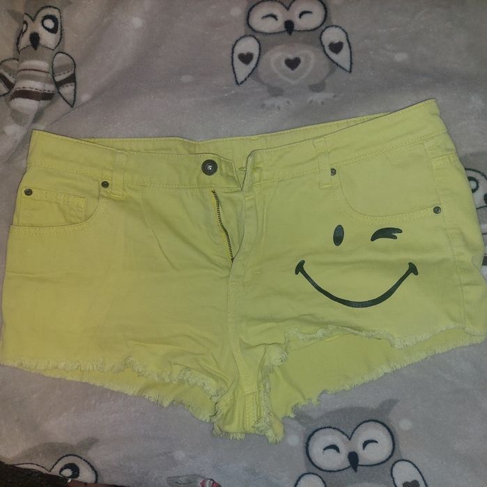 Шорти жіночі жовті
