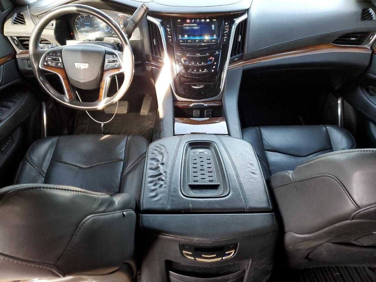 2016 Cadillac Escalade Luxury