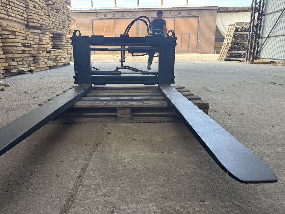 Продам вила для навантажувача *Linde”.