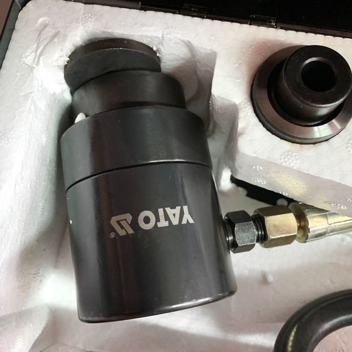 Профессиональный Съемник втулок гидравлический Yato