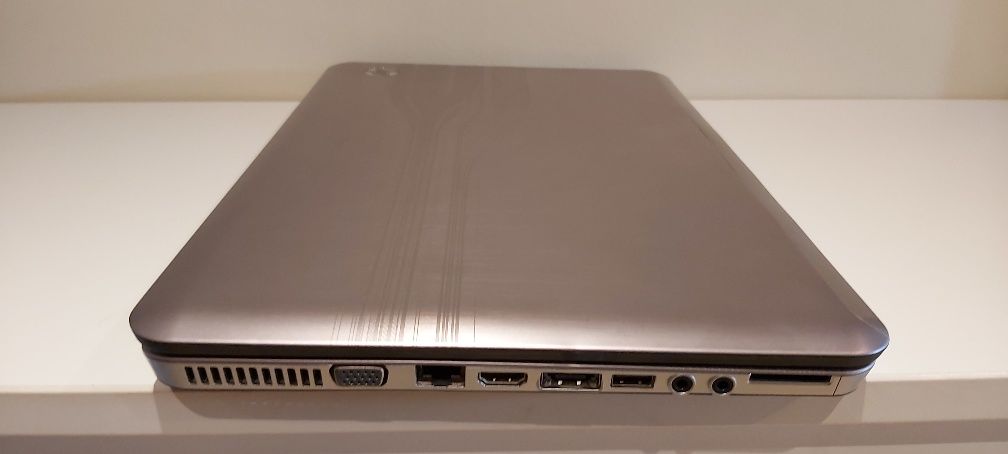 Portátil HP i5 4GB RAM