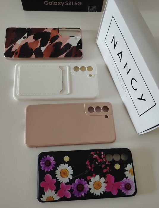 Etui na telefon Samsung Galaxy S21 - różne rodzaje (Nancy)
