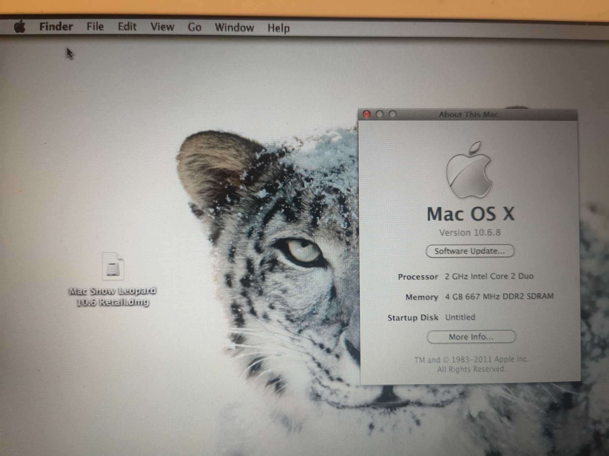 Apple MacBook 2 White Intel Core 2 Duo 4GB 80GB CD DVD