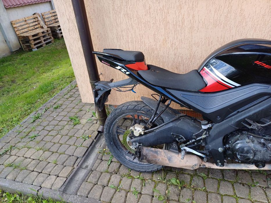 Продам мотоцикл Viper R1