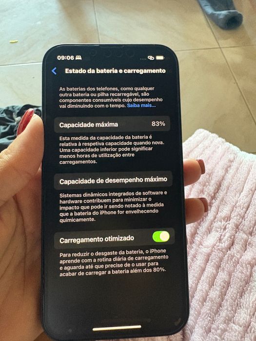 iPhone 13 em está do de novo único dono