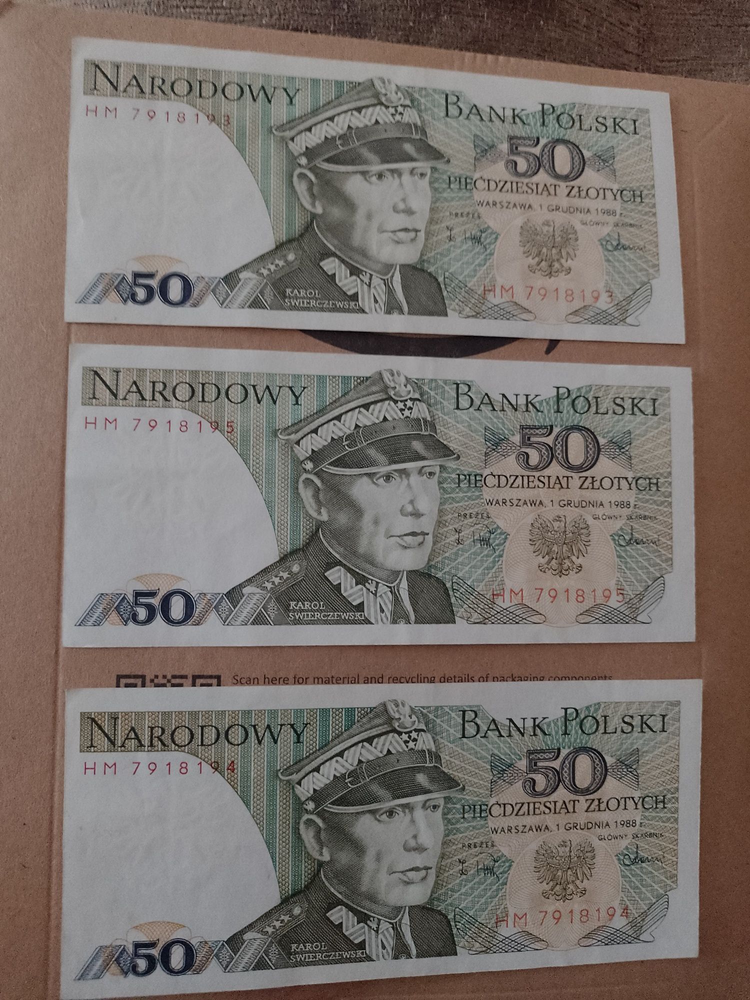 Banknoty 50 zł Karol Świerczewski seria HM,1.12.1988r.