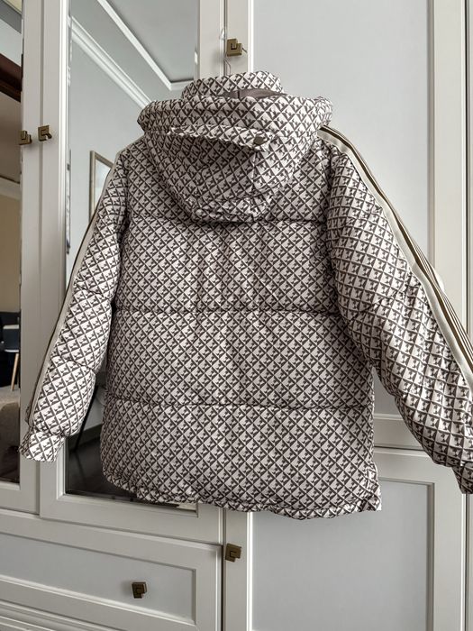 Зимова куртка жіноча