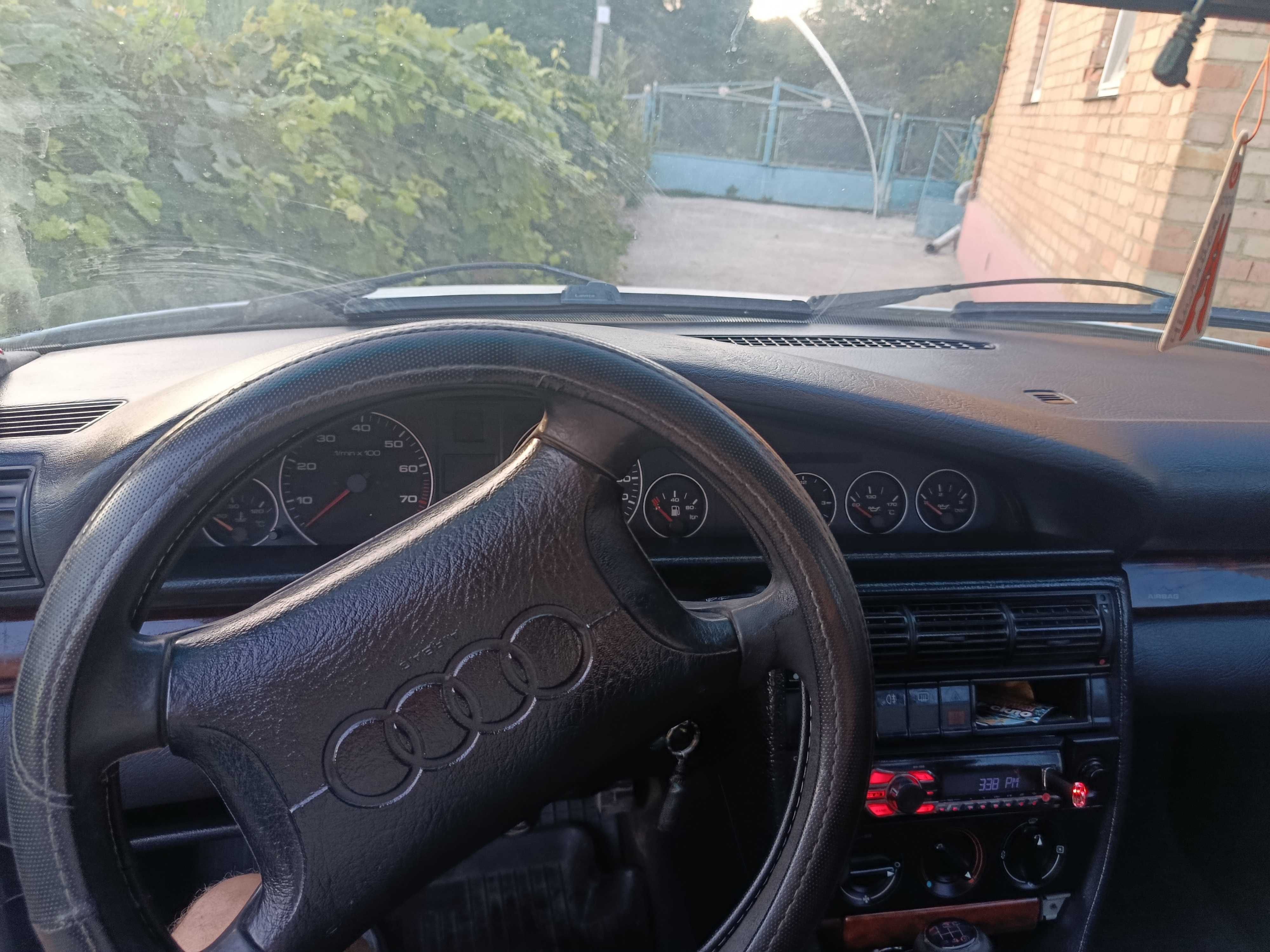 Продам Ауді 100с4