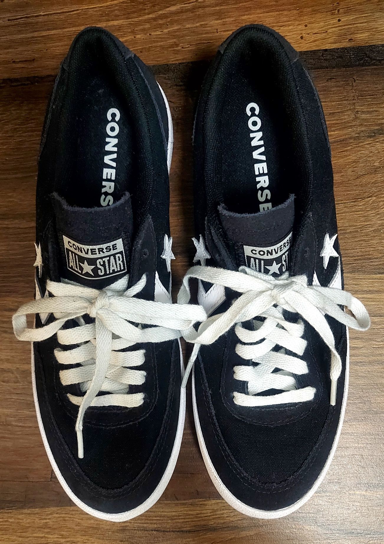 Niskie trampki Converse r.42