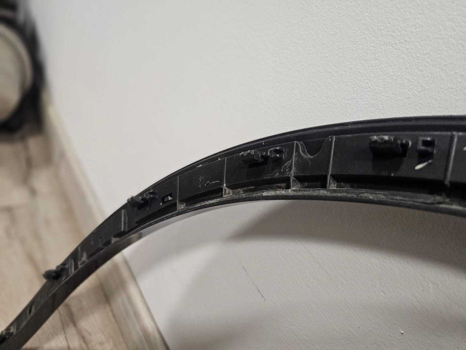 Listwa błotnika Audi q5 80a Prawy przód