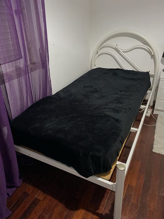 cama de solteiro 200x90 usada