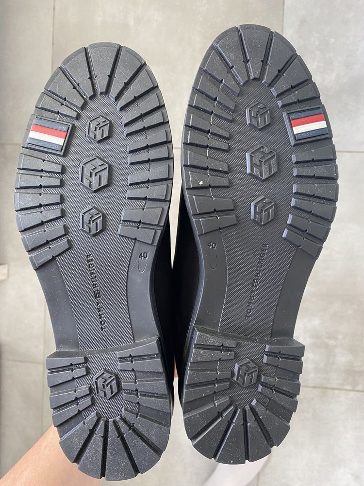 Buty sztyblety Tommy Hilfiger 40