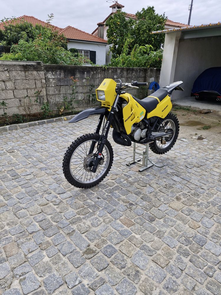 Suzuki tsr 125 a 2 tempos