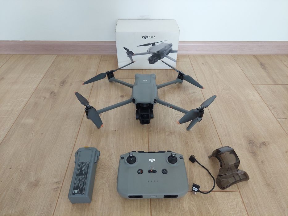 Квадрокоптер  DJI Air 3