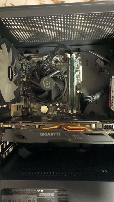 Комплект материнская плата P8h61 i5 3570k 16gb Ram плюс Rx580 8gb