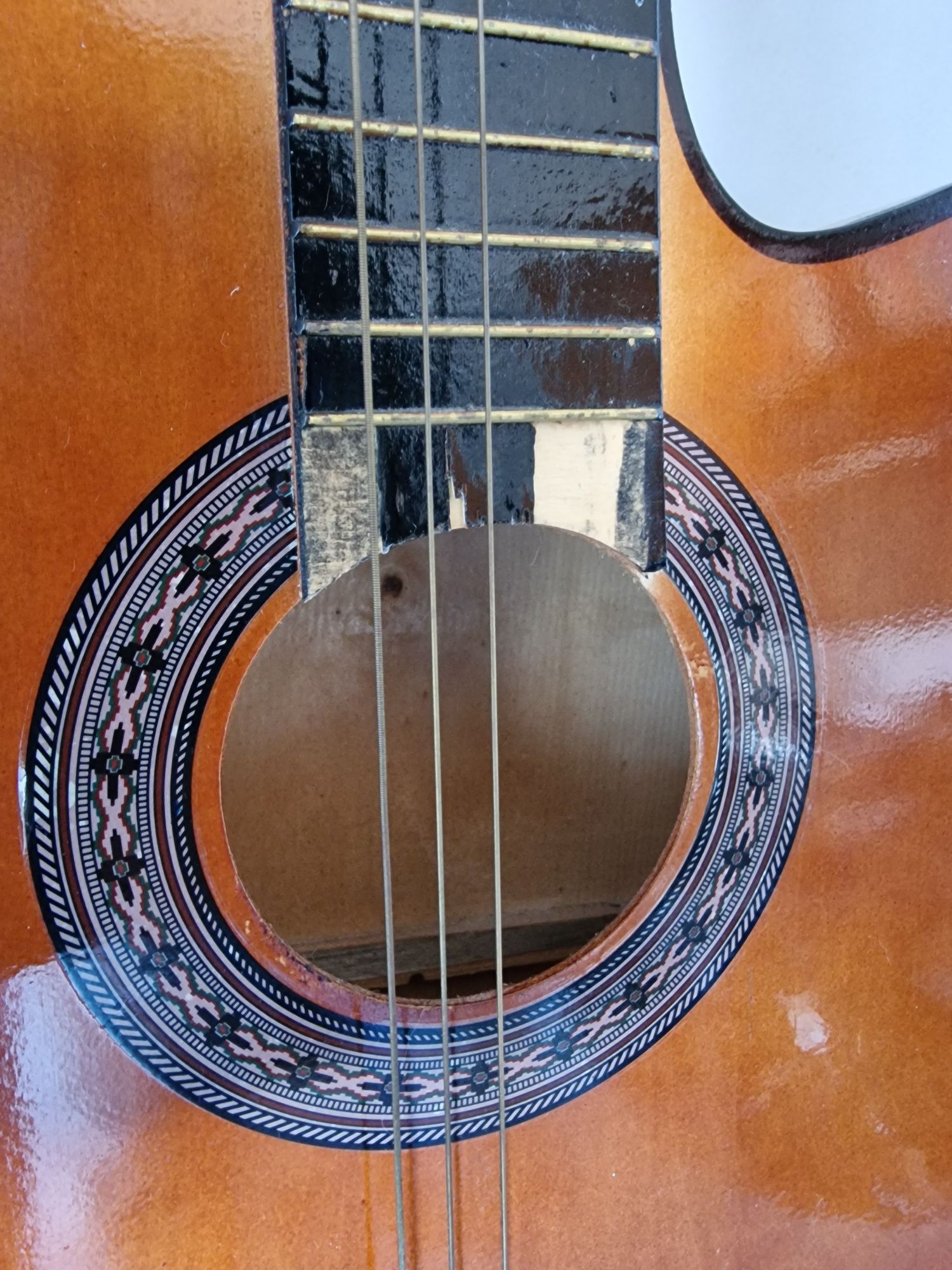 Gitara klasyczna do naprawy/regeneracji