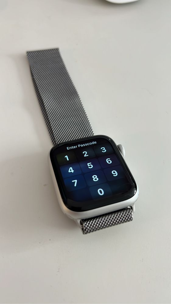 Apple Watch 6 44mm (GPS)