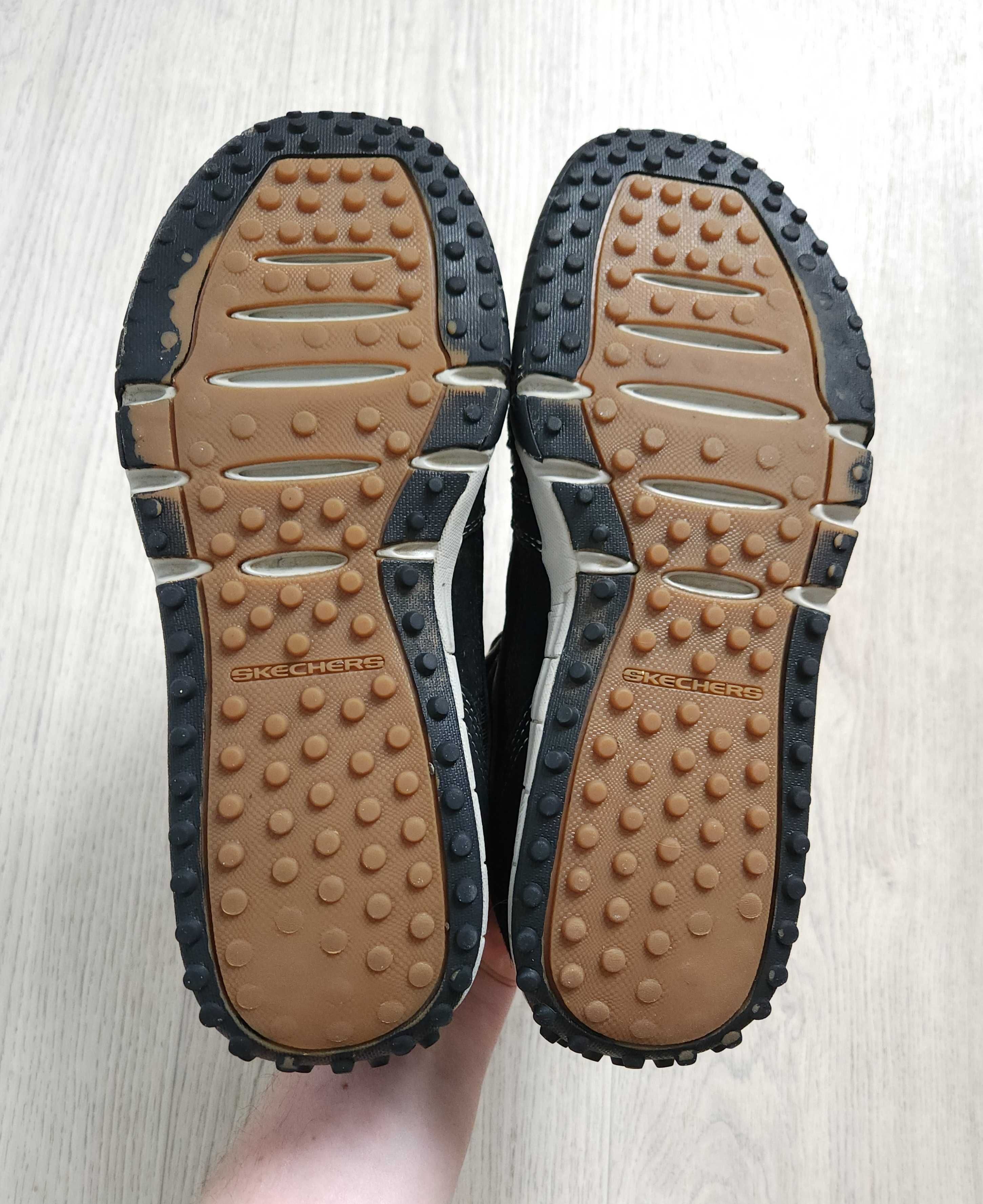 Skechers Relaxed Fit sport кроссовки 43