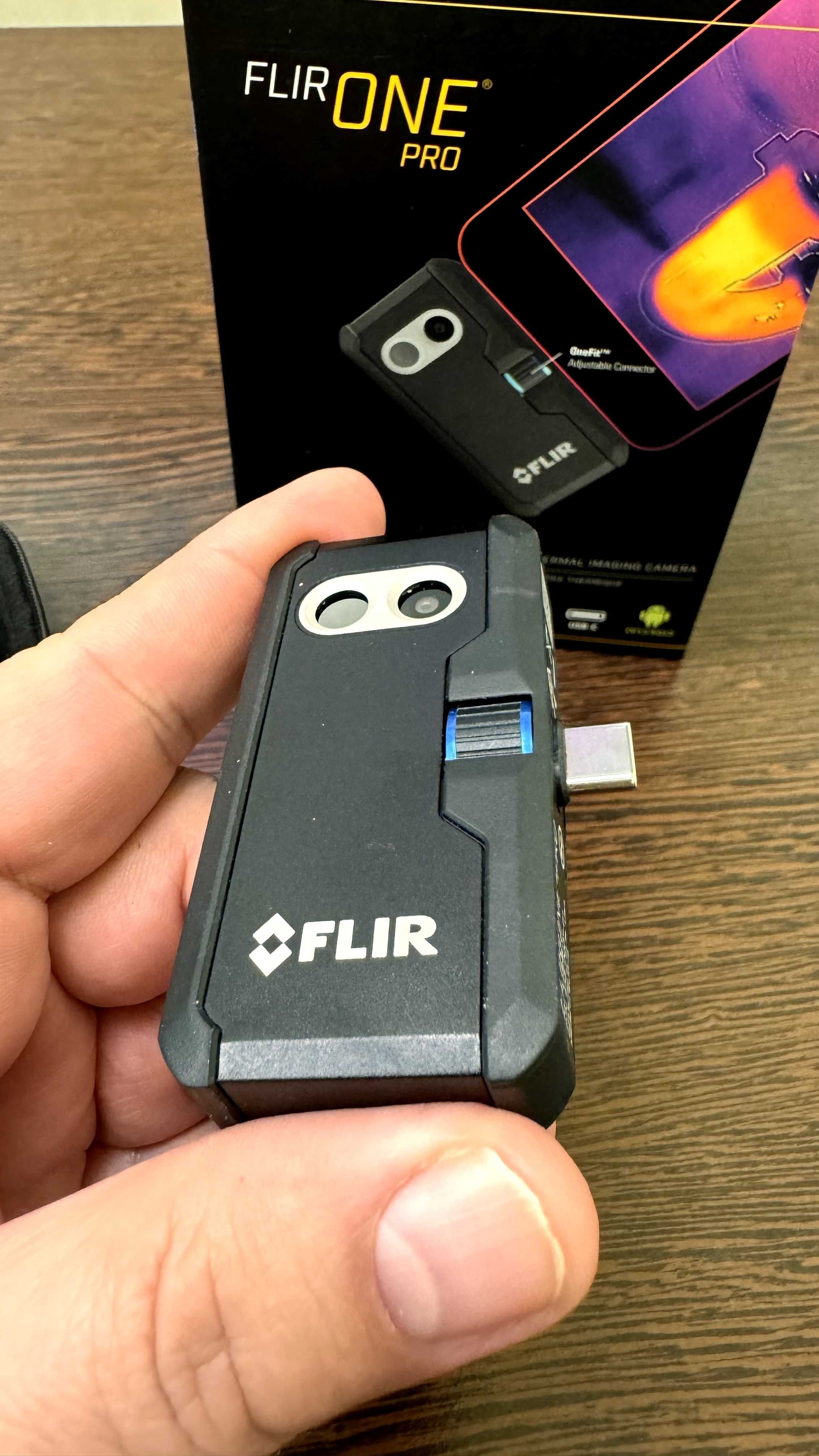 Kamera termowizyjna FLIR ONE Pro Android USB-C (FP3AC)