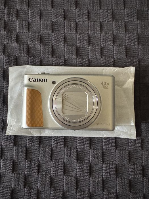 Canon PowerShot SX740 HS