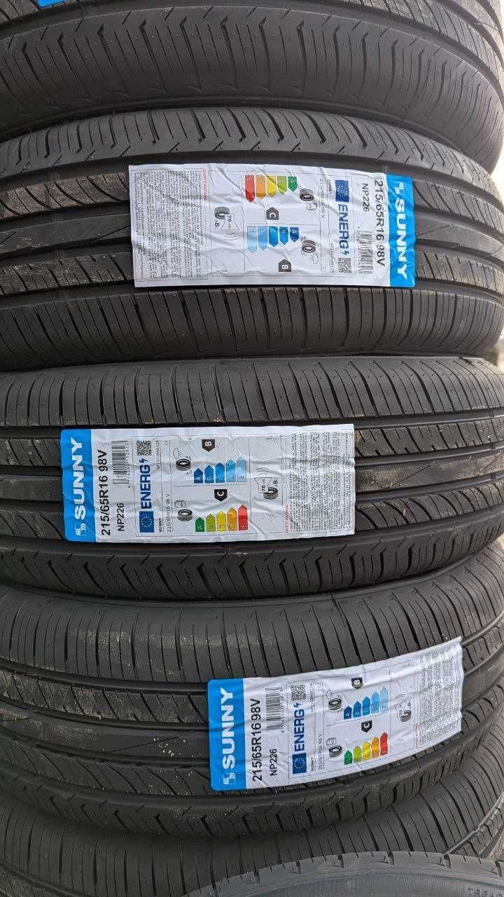 Шини 215/65 R16 98V Sunny NP226