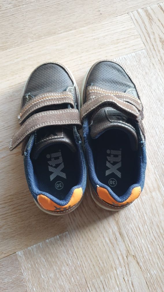 Buty chłopięce XTI rozmiar 30