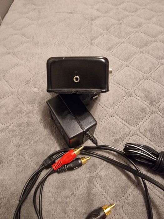 Przedwzmacniacz gramofonowy Audi Tech