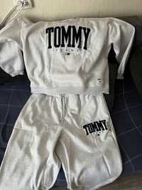 Теплий костюм Tommy Jeans