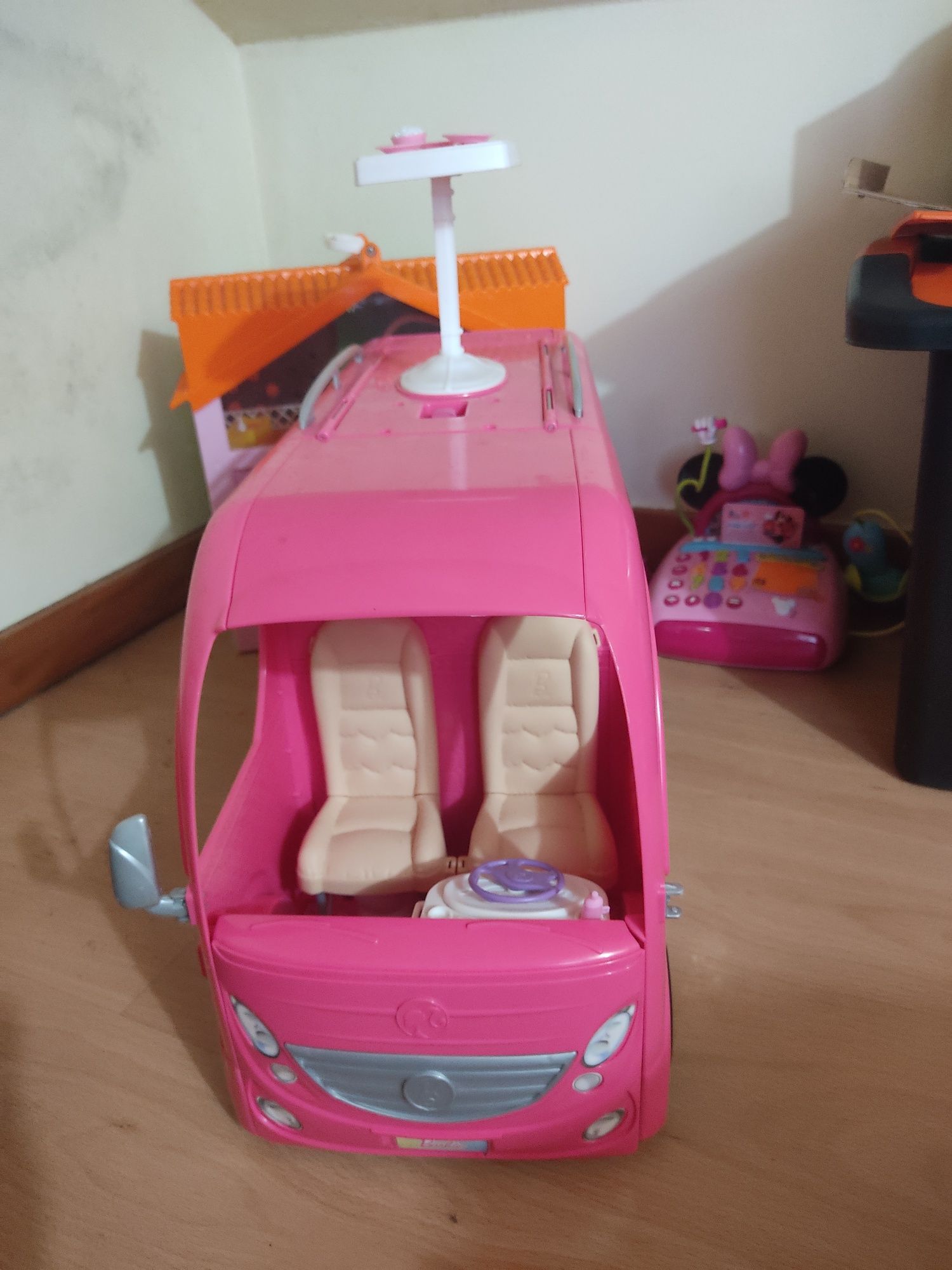 Caravana Barbie (usada)