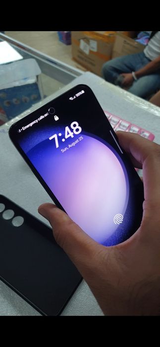 Samsung S23 | 256GB | Available with box 499€ Euro