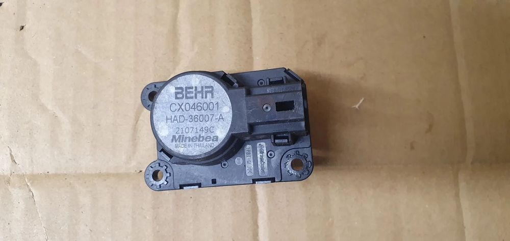 Silniczek klap nagrzewnicy Citroen C3 II CX046001