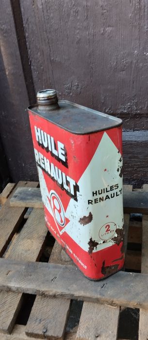 Stara puszka po oleju renault Francja
