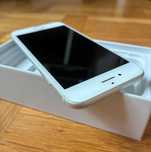 IPhone 8 64GB biały 2 GB RAM z oryginalnym pudełkiem