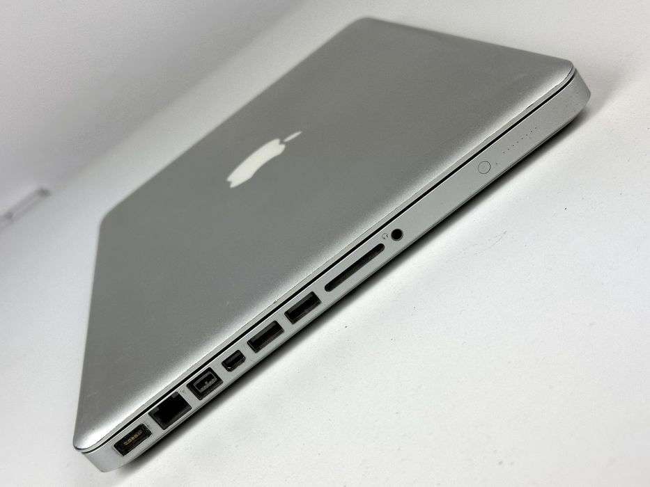 MacBook Pro 13” i5 • 16GB RAM • SSD 240GB • Bateria 21 cykli