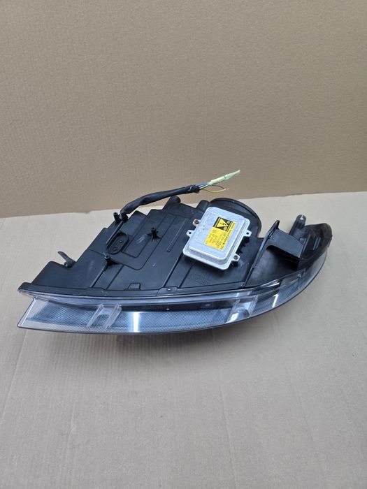 Lampa Prawa Przednia Saab 93 2009 rok XENON EU