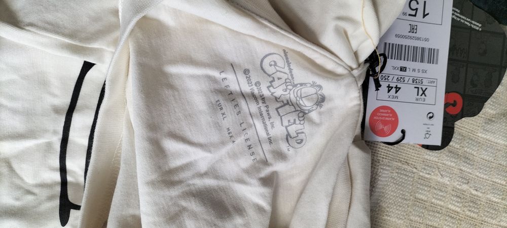 Vendo pijama novo do Garfield