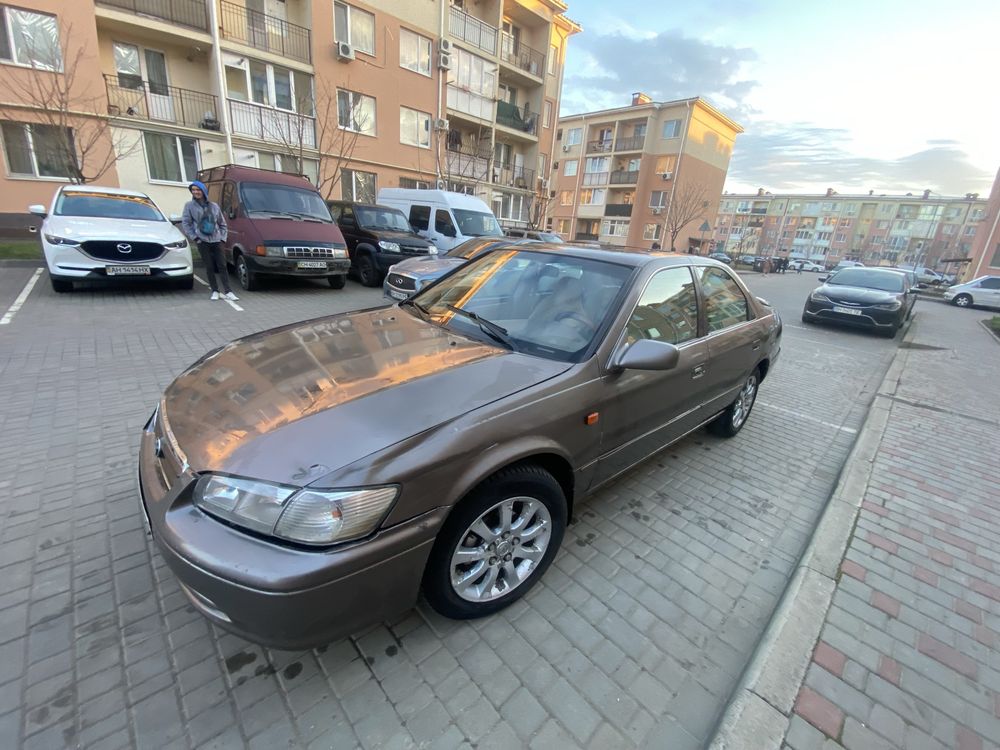 Продам тайоту в хорошем состоянии ! Автомат 2,2