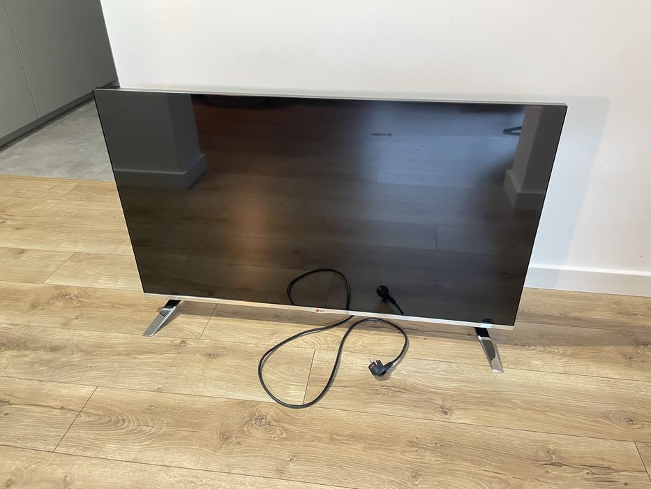 Telewizor LG uszkodzona matryca 47LB670V