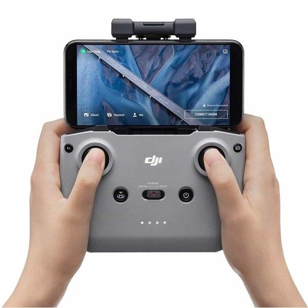 Квадрокоптер DJI Mavic Air 2 Fly More Combo