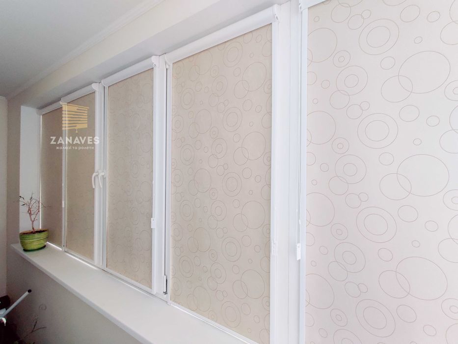 Тканинні ролети, жалюзи день ночь, римські, рулонні штори, ролеты