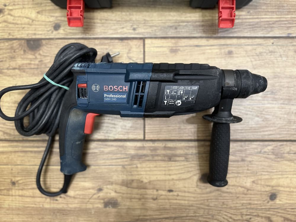 Młotowiertarka, młot udarowy BOSCH GBH240 + walizka