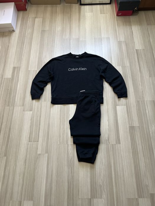 Костюм Calvin Klein M оригинал