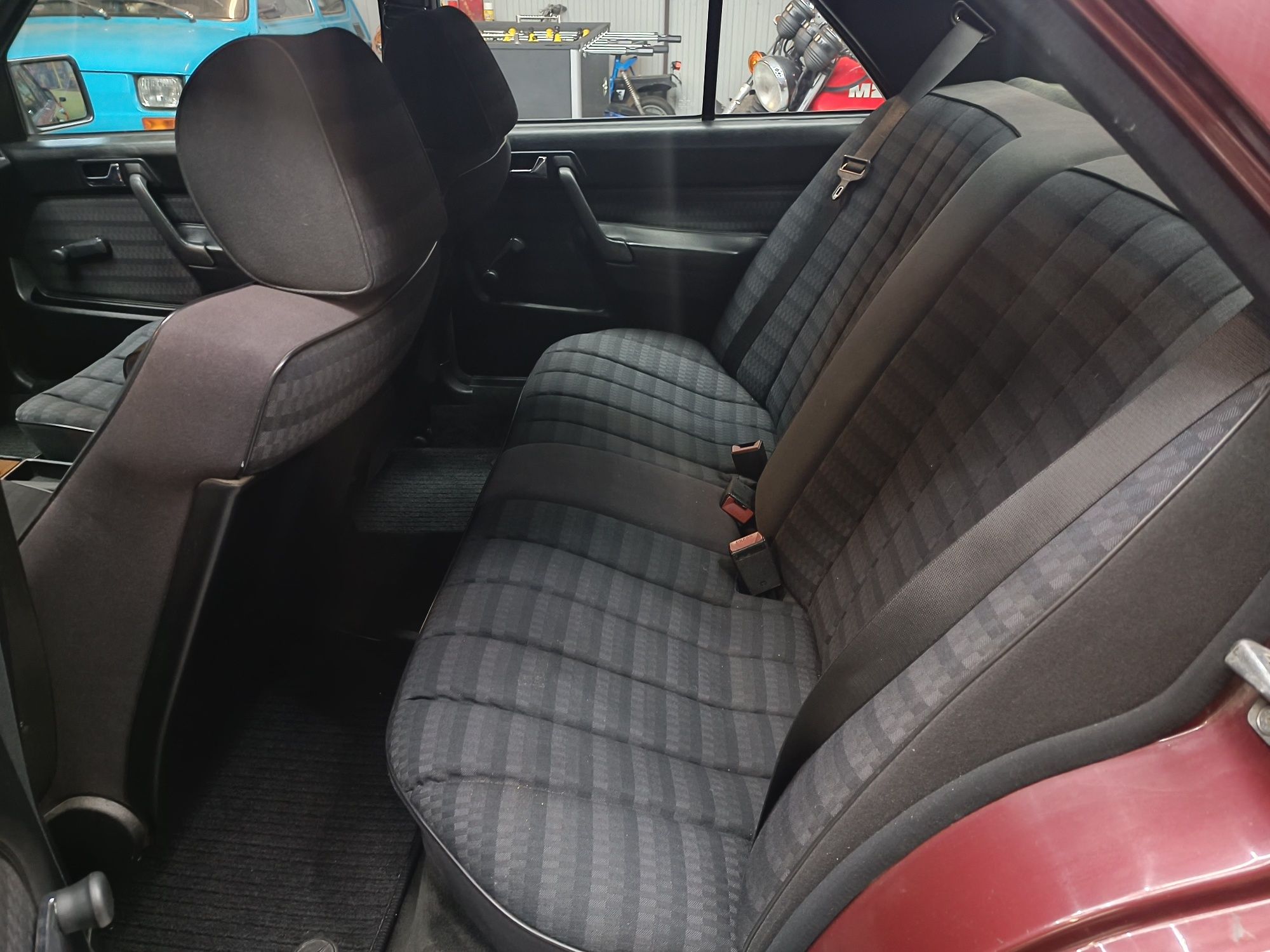 Mercedes w190 2.0 diesel