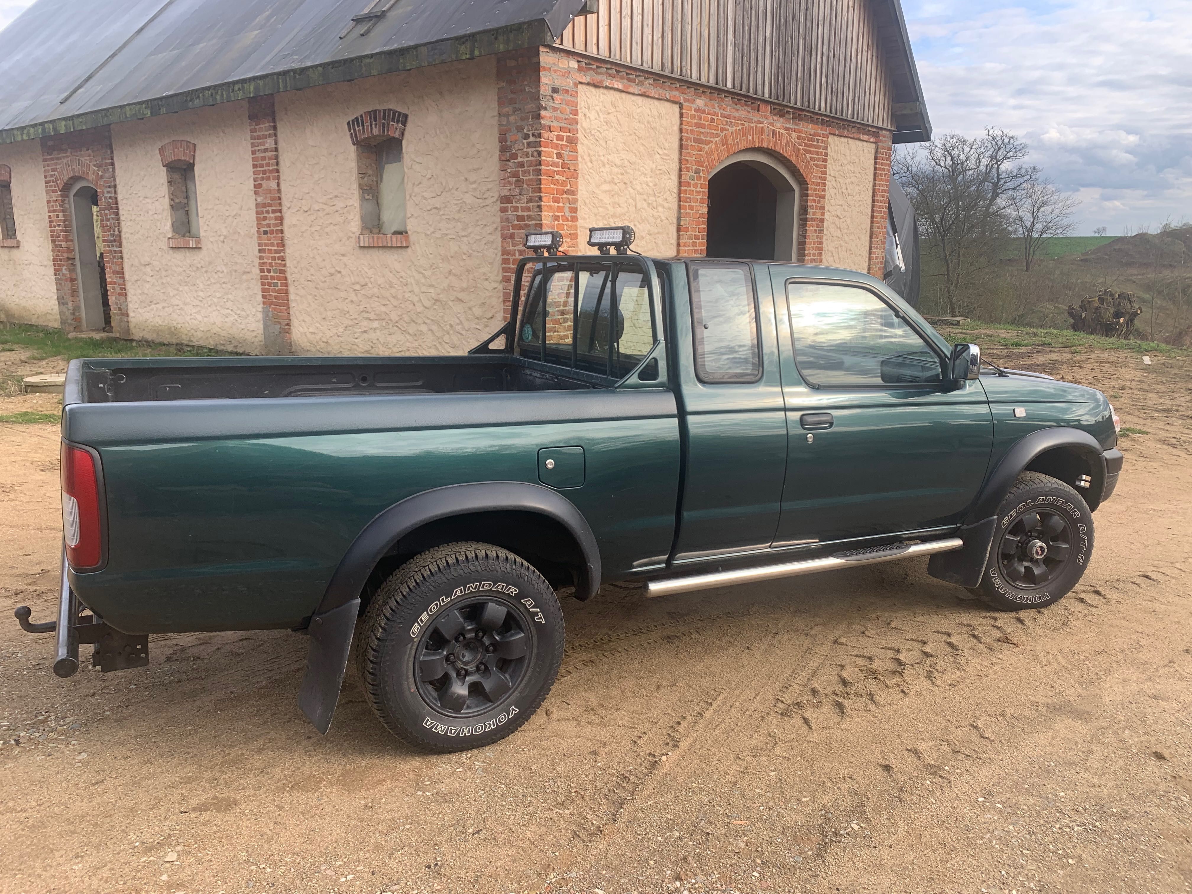 Nissan Pickup(King cab,Navara)