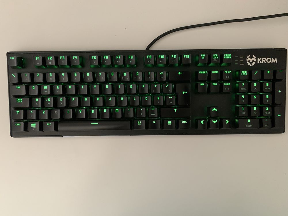 Teclado mecanico Red Switch Krom Kael